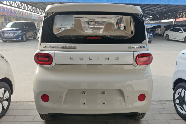 五菱汽车 宏光MINIEV 2024款 第三代 215km 青春版车身外观6