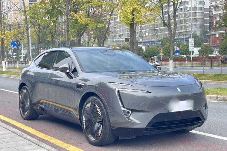 阿维塔11 2023款 鸿蒙 90度 后驱版车身外观6001