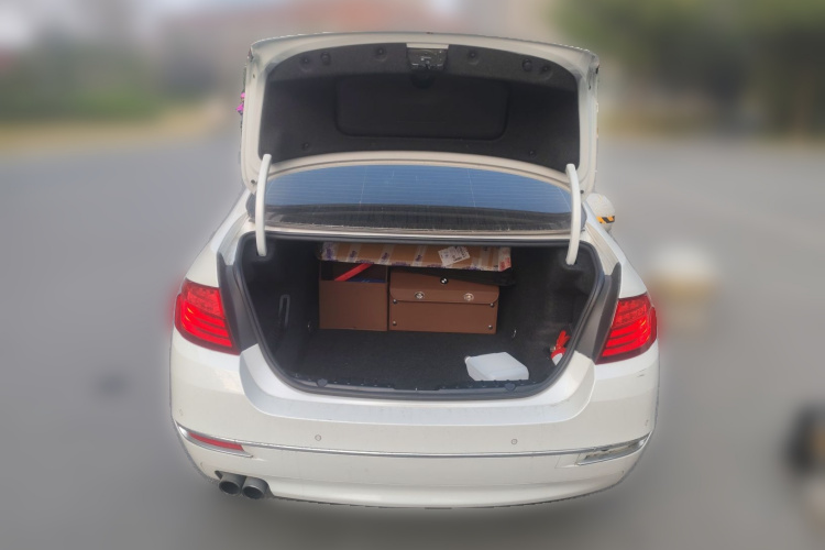 宝马5系 2014款 525Li 豪华设计套装局部细节23