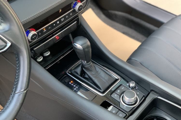 马自达 阿特兹 2020款 2.0L 蓝天豪华版中控内饰7004