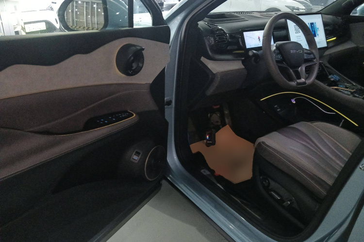 比亚迪 护卫舰07 2023款 DM-i 100KM 旗舰型中控内饰7003