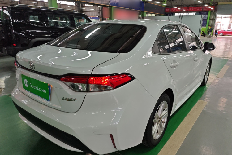 丰田 雷凌 2022款 TNGA 1.5L CVT进取版车身外观7