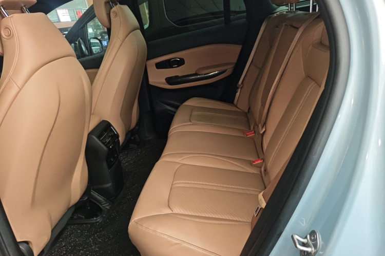 蔚来ES6 2020款 600KM 运动版中控内饰21