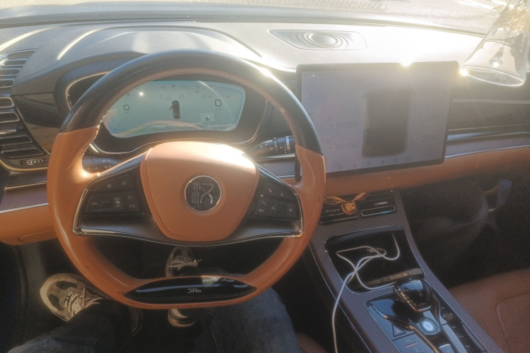 比亚迪 汉 2022款 DM-i 121KM 尊享型中控内饰12