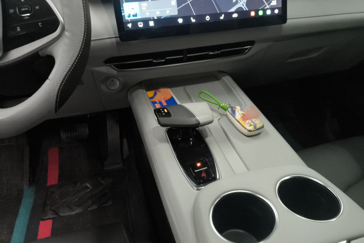 长安UNI-Z 2025款 1.5T 尊贵型局部细节18