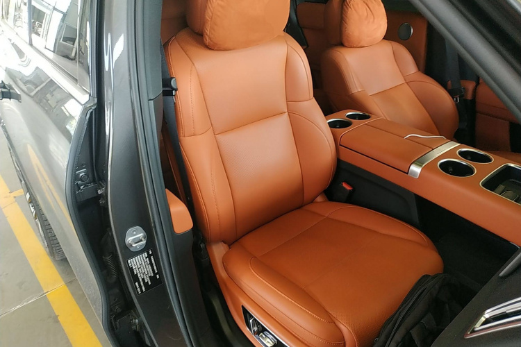 理想汽车 理想L9 2022款 Max局部细节41