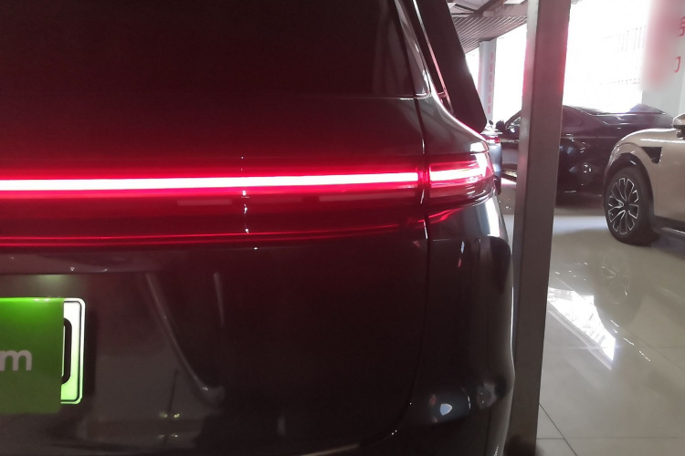 理想汽车 理想L9 2024款 Ultra车身外观6006
