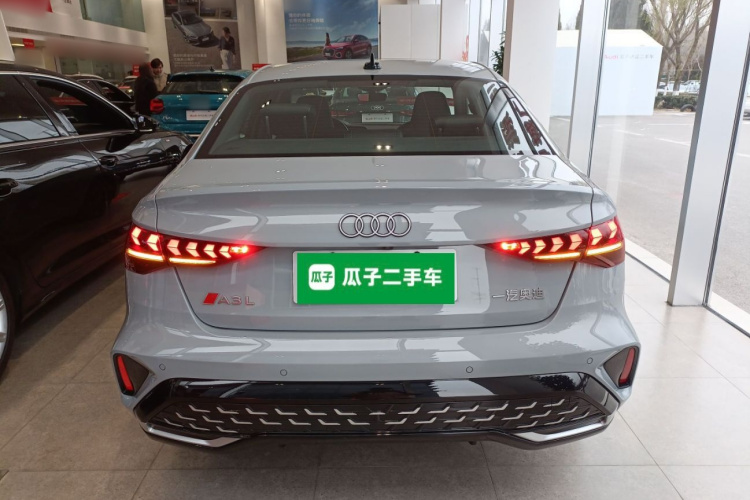 奥迪A3 2025款 A3L Limousine 35TFSI 飞驰尊享型车身外观6