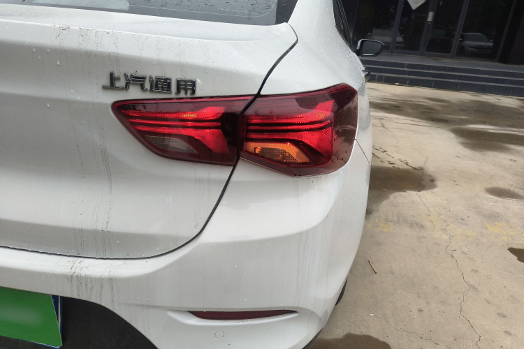 雪佛兰 科沃兹 2021款 325T 自动欣悦版车身外观6006