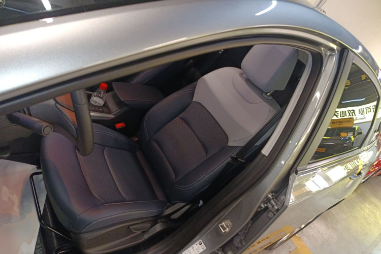 雪佛兰 科鲁泽 2024款 1.5L 双离合悦享版中控内饰19