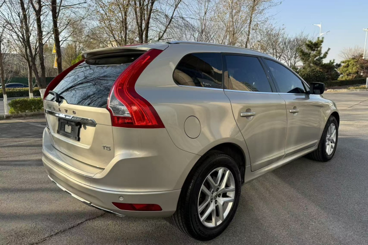 沃尔沃XC60 2017款 T5 智进升级版车身外观6004