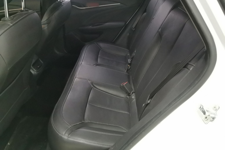 别克 英朗 2016款 15N 自动豪华型中控内饰21