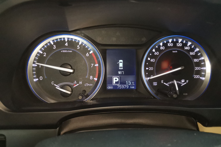 丰田 汉兰达 2017款 2.0T 四驱豪华版 7座局部细节14