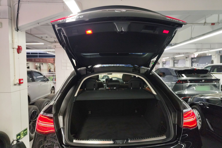 奔驰GLE轿跑 2015款 GLE 320 4MATIC 轿跑SUV局部细节23