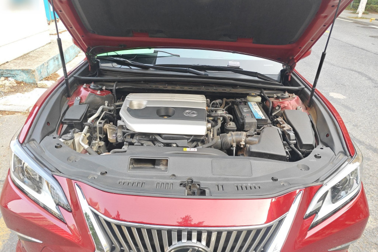 雷克萨斯ES 2020款 200 卓越版局部细节24