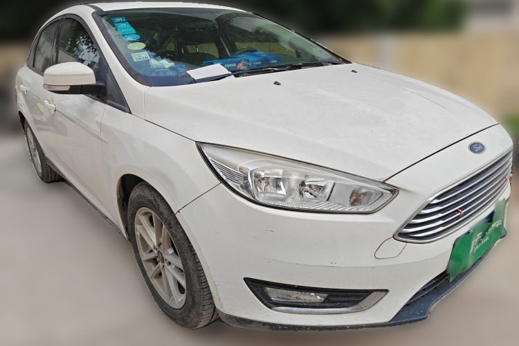 福特 福克斯 2017款 三厢 1.6L 手动风尚型智行版车身外观6002