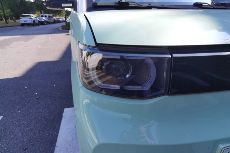 五菱汽车 宏光MINIEV 2021款 马卡龙时尚款 磷酸铁锂车身外观6006