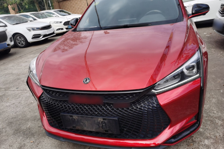 东风风神 奕炫 2021款 230T 自动追影骑士版车身外观2