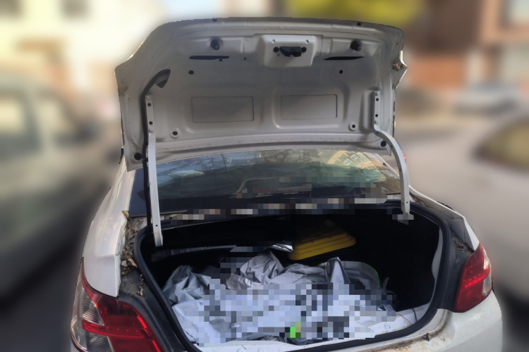 标致301 2016款 1.6L 手动舒适版局部细节23