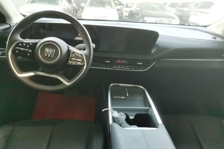 别克 君越 2023款 28T 越尊版中控内饰7003