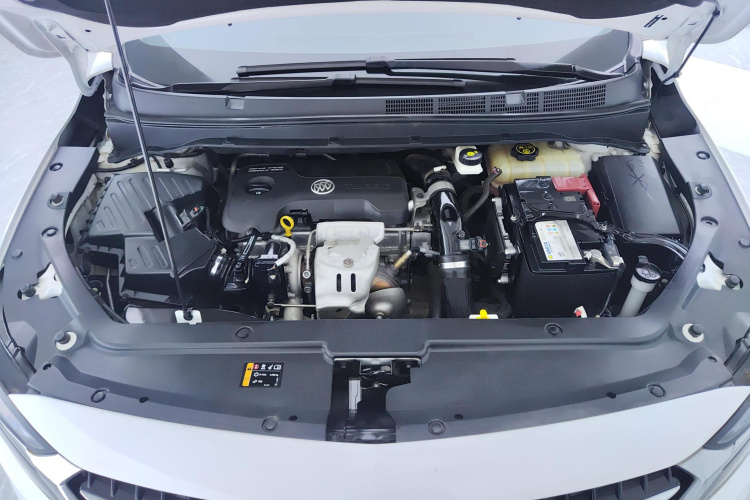 别克GL6 2019款 18T 5座精英型 国V机舱底盘24