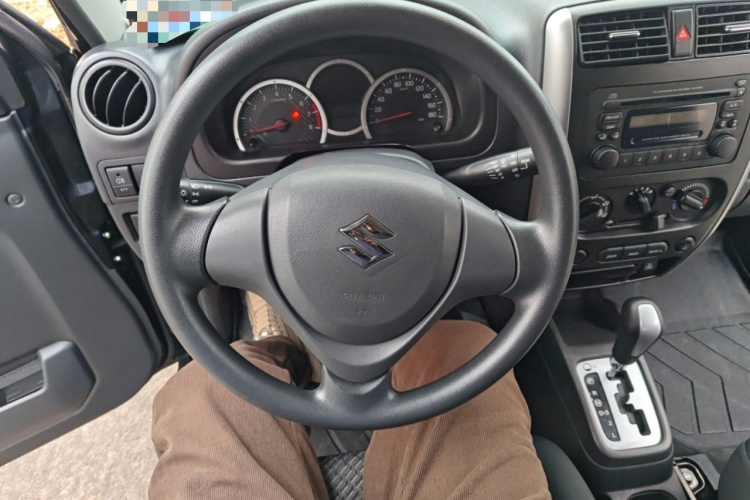 铃木 吉姆尼 2015款 1.3 AT JLX中控内饰13