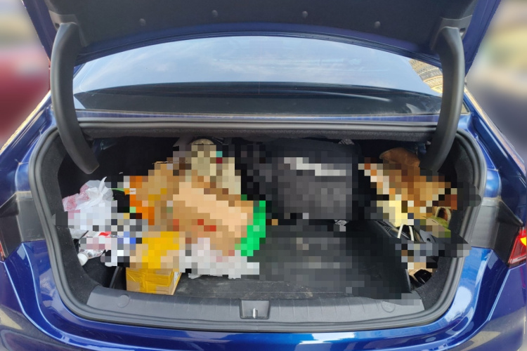 比亚迪 秦PLUS 2021款 DM-i 120KM 旗舰型中控内饰23