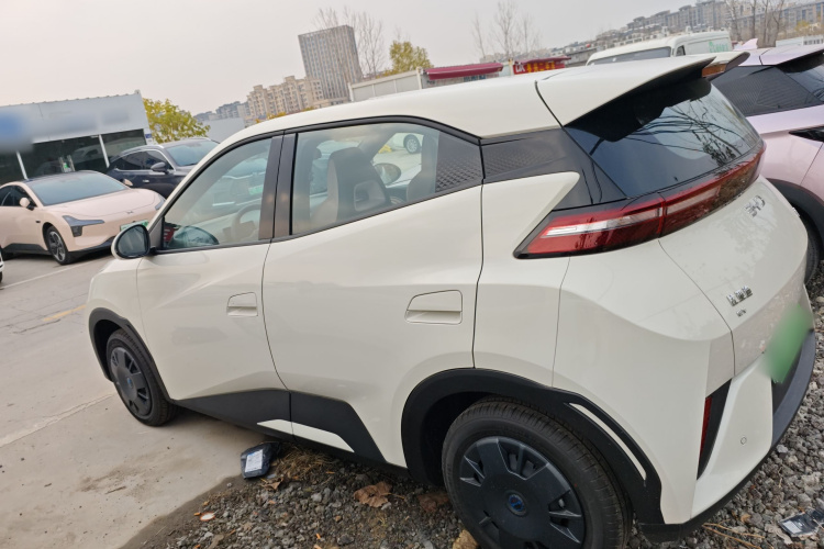 比亚迪 海鸥 2025款 305km 活力版车身外观4