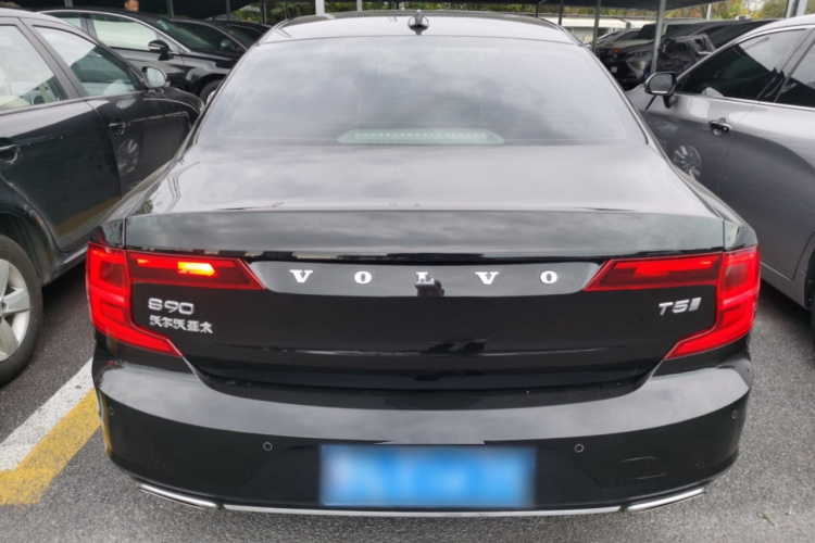沃尔沃S90 2020款 改款 T5 智逸豪华版车身外观6