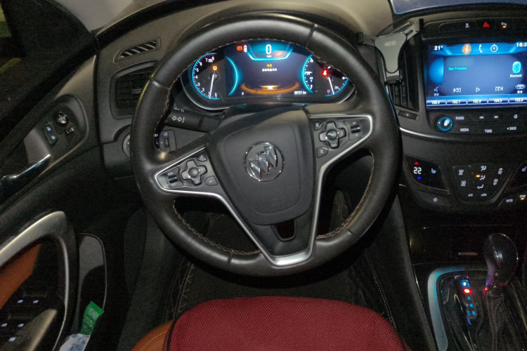 别克 君威 2015款 1.6T 精英技术型局部细节13