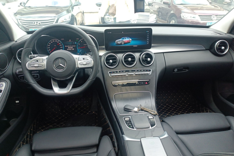 奔驰C级 2020款 改款 C 200 L 时尚型运动版中控内饰12