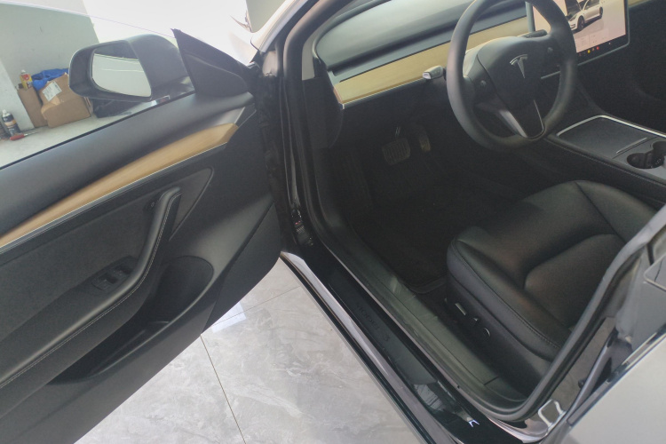 特斯拉 Model 3 2022款 后轮驱动版中控内饰7003