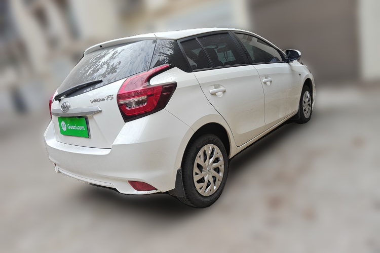 丰田 威驰FS 2021款 1.5L CVT锋驰版车身外观7