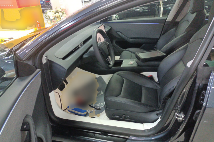 特斯拉 Model 3 2023款 后轮驱动版局部细节19