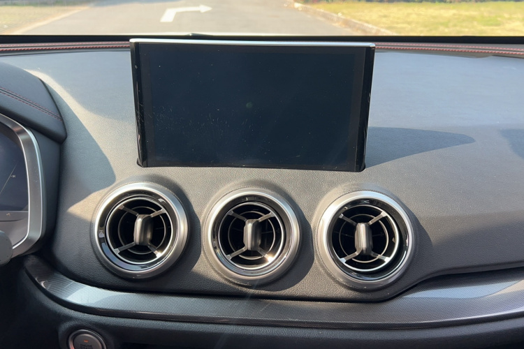 魏牌 VV5 2017款 2.0T 旗舰型局部细节16