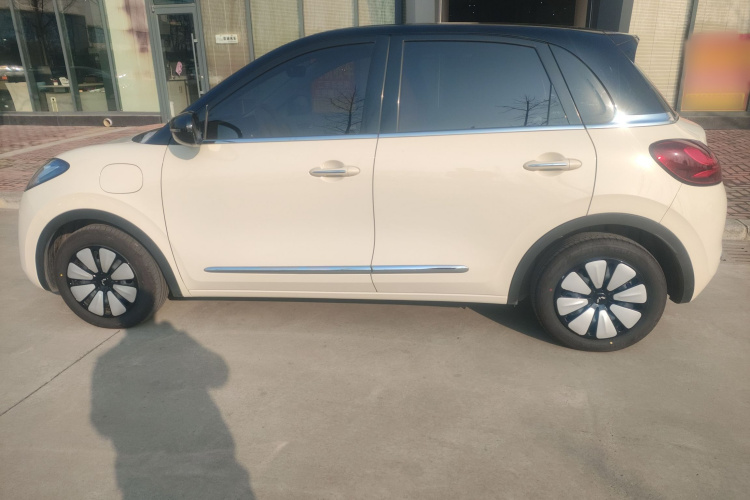 五菱汽车 五菱缤果 2025款 333km 悦享款车身外观4