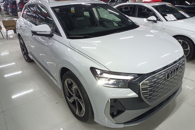 奥迪Q4 e-tron 2024款 40 e-tron 创境版车身外观6002