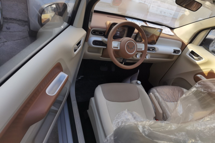 五菱汽车 宏光MINIEV 2024款 第三代 215km 青春版中控内饰20