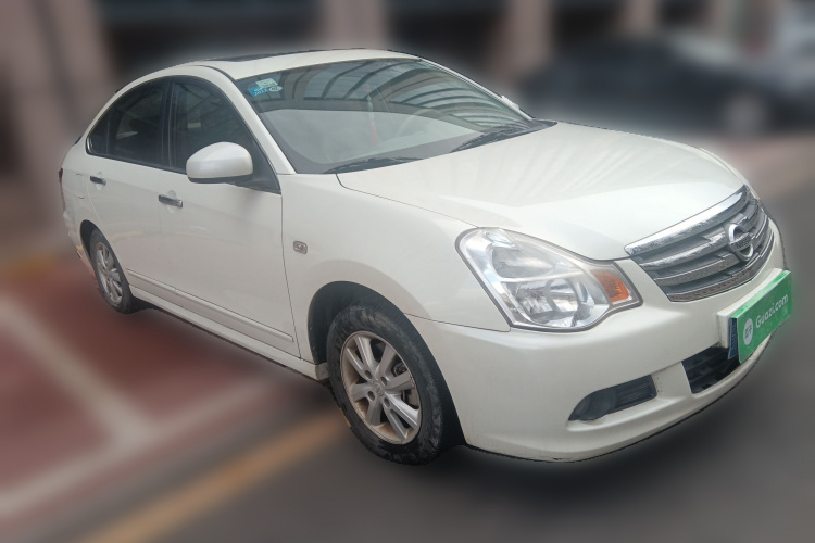 日产 轩逸 2018款 经典 1.6XE+ CVT豪华版车身外观3