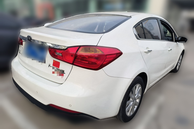 起亚K3 2015款 1.6L 自动GLS车身外观7