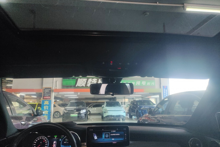 奔驰C级 2020款 C 260 运动版局部细节22