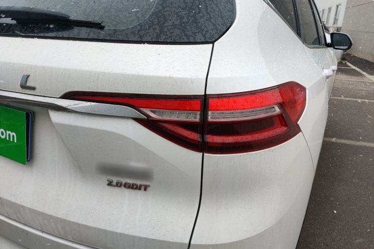 哈弗F7 2021款 2.0T 两驱i动车身外观9