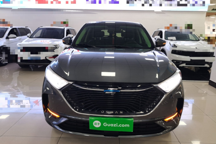 长安欧尚X7 2021款 1.5T 手动豪华型车身外观2