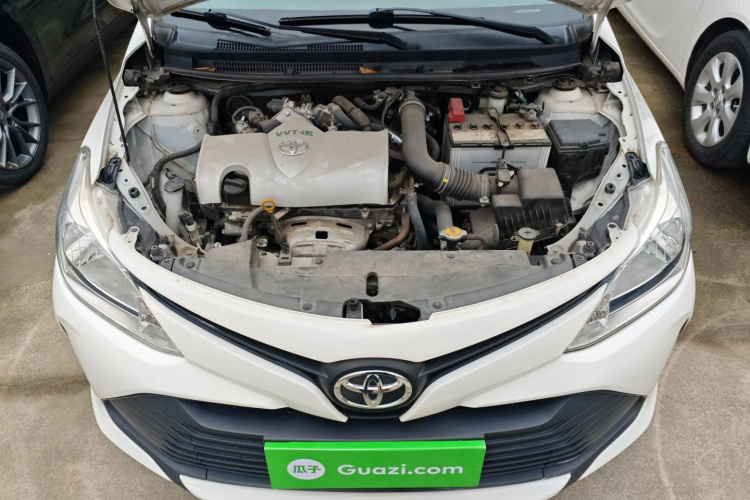 丰田 威驰 2017款 1.5L CVT创行版机舱底盘24