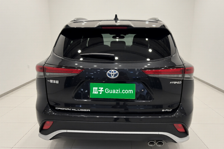 丰田 皇冠陆放 2022款 2.5L HEV四驱尊贵版车身外观6