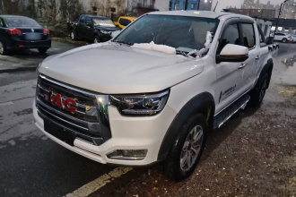 江汽集团 江淮T8 2018款 2.0T柴油两驱尊贵型大双HFC4DB2-1D1