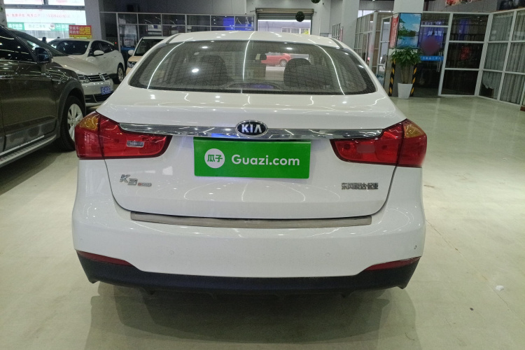 起亚K3 2015款 1.6L 自动GLS车身外观6