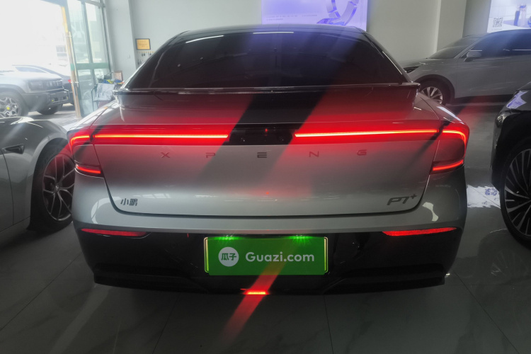 小鹏P7+ 2025款 超长续航 Max 旗舰版车身外观6