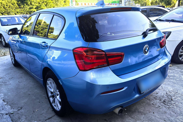 宝马1系(进口) 2016款 118i 领先型车身外观6003