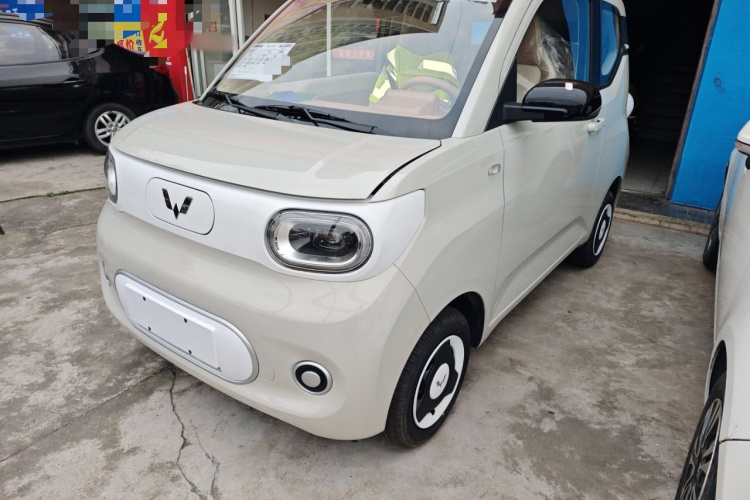 五菱汽车 宏光MINIEV 2024款 第三代 215km 青春版车身外观4